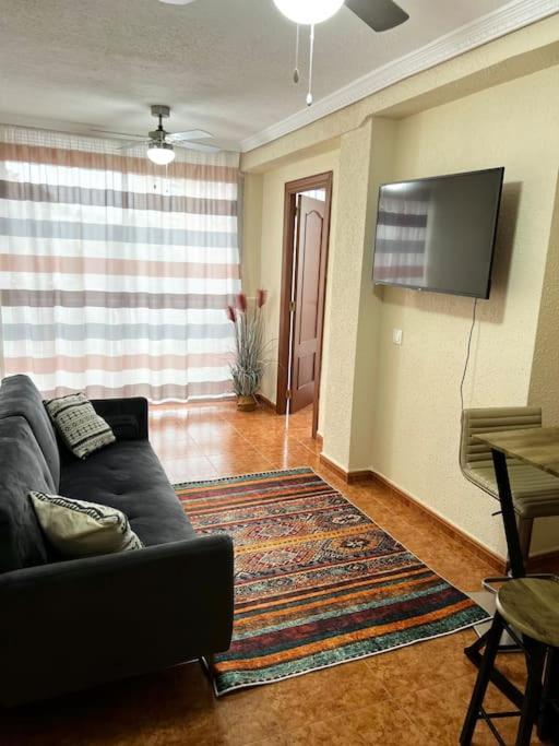 2 Bedroom Levante Beach Benidorm Exterior foto